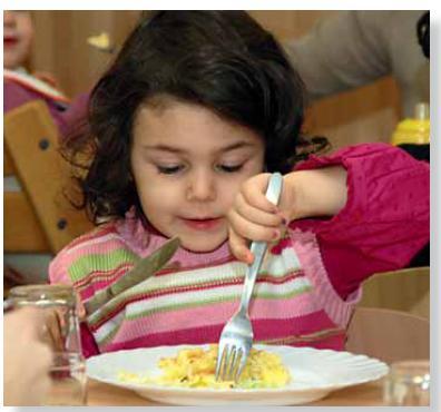 Ernährungsphysiologie Die Häufigkeiten von Lebensmitteln Die Kinder erhalten täglich eine warme Mittagsmahlzeit, innerhalb von 20 Tagen 20 x