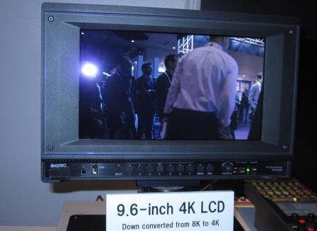 Monitor 4 x HD-SDI 10 bit,