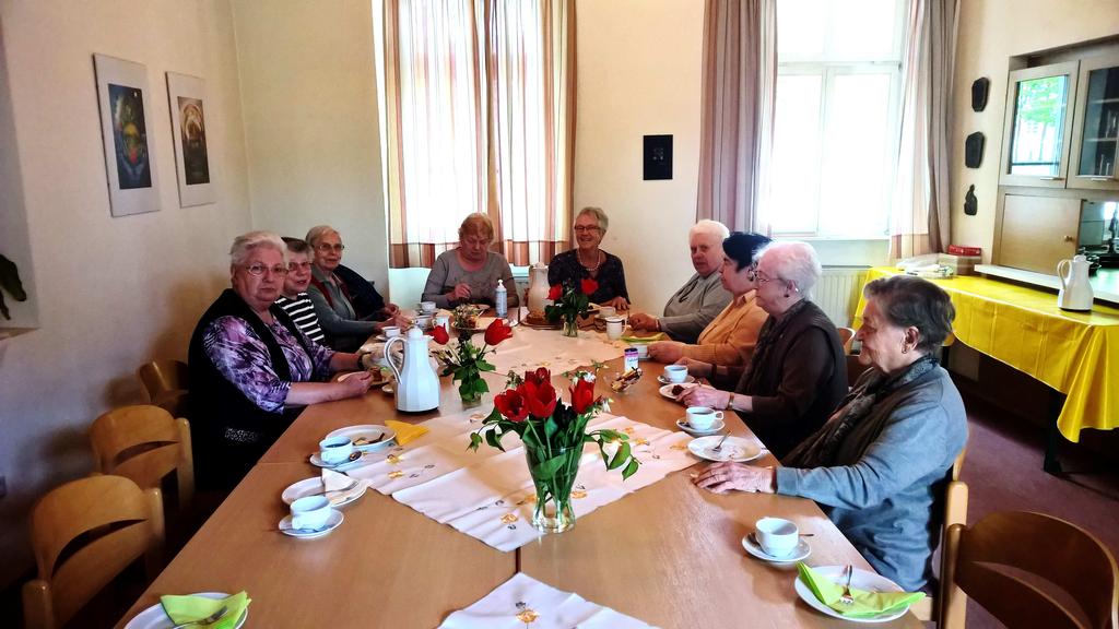 Senioren-Nachmittag in Westhofen: Am Mittwoch, dem 07. Juni 2017 findet ab 15.00 Uhr unser nächster SeniorenNachmittag im Haus St. Michael statt.