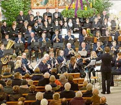 Lokales Einstimmung auf Weihnachten Konzert am dritten Advent von Feuerwehrkapelle und Chor in der Kirche Inzwischen ist es schon zu einer kleinen Tradition geworden: Mit einem besinnlichen