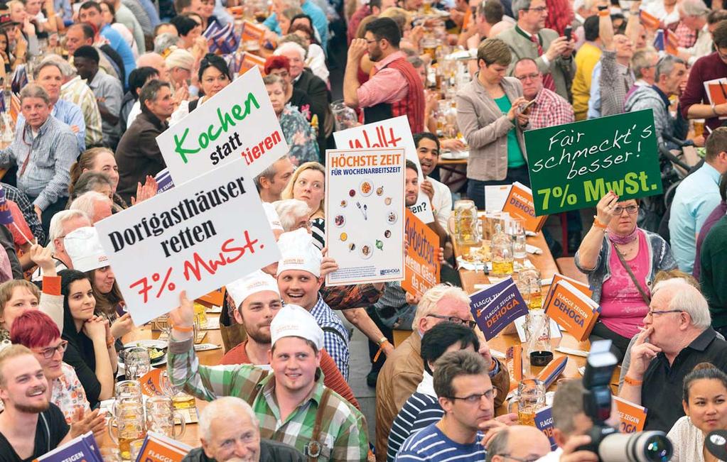 Aktuell DEHOGA MAGAZIN 6.17 5 Nach dem DEHOGA-Frühlingsfest Landtagsdebatte zum Arbeitszeitgesetz Das DEHOGA-Frühlingsfest am 24. April hat eine Debatte im Landtag von Baden-Württemberg ausgelöst.
