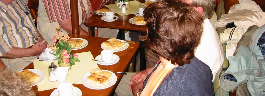 2007 traf sich die Ehrenabteilung zu einer Fahrt mit dem historischen Raddampfer zu einer 3-stündigen Mittellandkanalfahrt. An Bord gab es Kaffee und Kuchen.