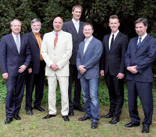 Beruf & Politik Wir stellen uns vor Die Mitglieder des VZB-Verwaltungsausschusses Am 13. April 2013 wurde der Verwaltungsausschuss des Versorgungswerkes der Zahnärztekammer Berlin neu gewählt.