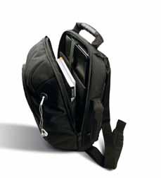 Außenfach mit Netz und Schlüsselfach Verstellbare Schultergurte Auch als Rucksack zu tragen PU beschichtet innenseitig Verdeckte Schultergurte Netzeinsatz am Rücken Verstärkte Tragegriffe und