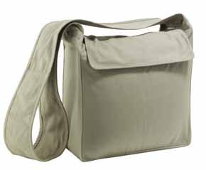 Polyester, 600D 32 x 42 x 5 cm Zwei Fronttaschen Abnehmbarer Schultergurt mit Polster Ebene Frontfläche Ebene Frontfläche Abgesteppte