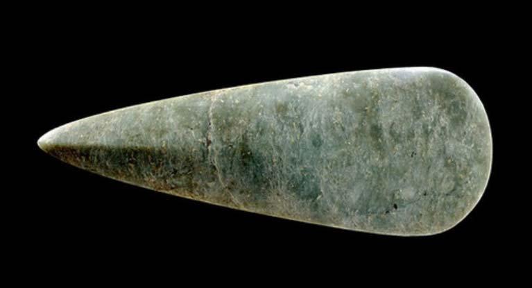 Kultisches Jadebeil (Canterbury- ca. 4.000 bis 6.000 Jahre alt) Prof. Dr.