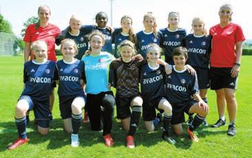 Mädchen-Stützpunktturnier Region Hannover stellt das stärkste Team Pfannkuch nominiert 37 Spielerinnen für ersten Lehrgang der U 14-Juniorinnen Ende Mai erhielten 37 Spielerinnen der Jahrgänge 2005
