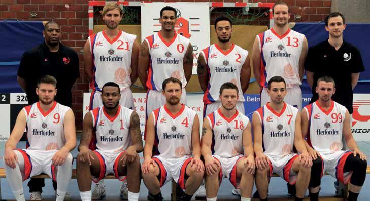 Willkommen zur neuen Saison! Mannschaftsfoto 1. Herren Hallo Basketballfans, die Saison 2016/2017 ist schon lange abgehakt.