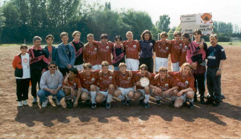 1994/1995 - Novum im Wiesbadener Fußball, die