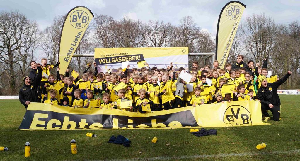 BVB Evonik Fußballschule zu Gast beim VfL Sie gehört schon zum festen Bestandteil einer Saison, die BVB Evonik Fußballschule zu Gast beim VfL Sassenberg.