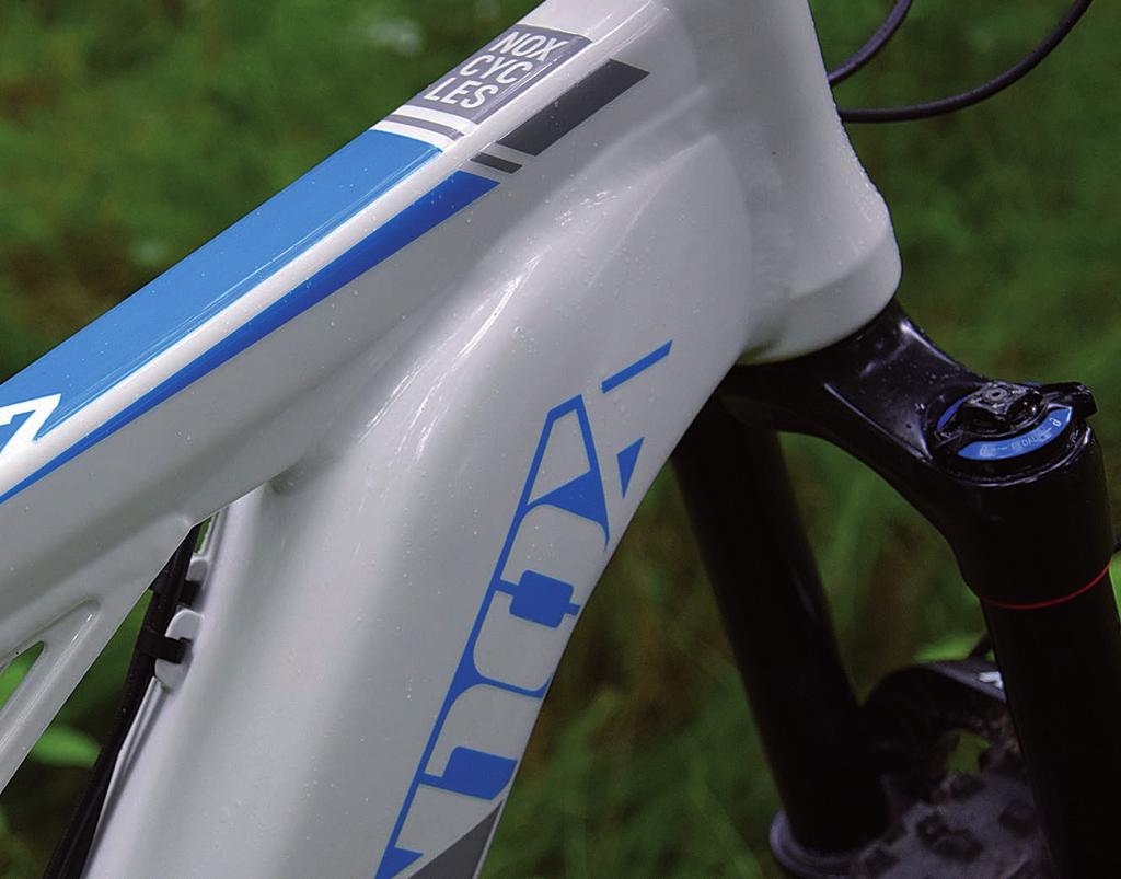 Folgende Komponenten können für unser XCTRAIL individuell konfiguriert werden: Rahmen/Größe Federgabel Lenker Griffe Sattelstütze Nach der Auswahl wird dein personalisiertes Wunsch-Bike von NOX