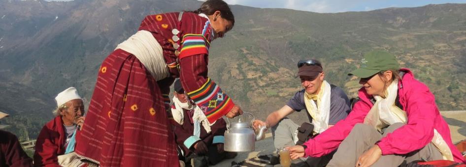 HUMLA Kulturreise 16 Tage Liebe Gäste Das Humla-Tal ist das nördlichste Tal Nepals, an der Grenze zu Tibet. Humla ist, dank seiner Abgeschiedenheit, sehr unberührt geblieben.