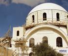 2005 wurde der Beschluss gefasst, die Synagoge wieder aufzubauen. stützt. Doch der Ewige Israels hat mit seinem Volk andere Pläne als die Völker der Welt.