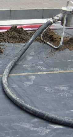Cementový poter sa vyhotovuje zmiešaním cementu, kameniva (ako je napr. piesok, štrk, drvený kameň alebo tvrdý materiál) a vody.