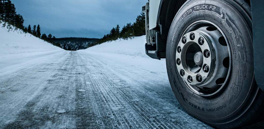 Kennzeichnungen für Winterreifen: 3PMSF (Alpin-Symbol) Reifen ist bei stark verschneiten Straßen gemäß Schneetest ECE 117.02 zulässig. Diese Reifen haben auch die -Kennzeichnung.