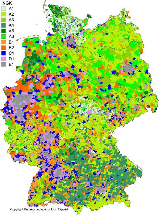 Verteilung der Netzgebietsklassen Unterteilung von Deutschland in: Fünf Strukturklassen anhand der Einwohnerdichte 11