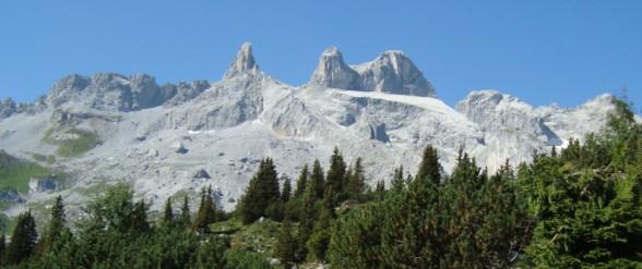 Modul 3 Mit mentaler Stärke Berge versetzen Mit meinem einfach Umdenken-Konzept lernen Sie in 3 Stufen wichtige Methoden kennen, wie Sie: sich Ihre Ziele realistisch setzen können Zielsetzung diese