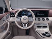 Touch-Control-Buttons am Lenkrad und Sprachbedienungssystem LINGATRONIC, Bluetooth -Freisprechanlage, Mercedes-Benz Apps, SD-Schnittstelle, 2 SB- Anschlüsse, Bluetooth -Schnittstelle,