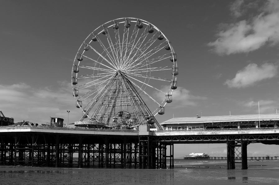 3 BLACKPOOL There s a vast range of exciting possibilities for you in Blackpool!