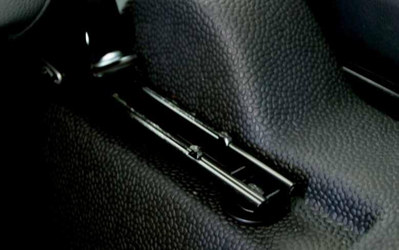 YMAGINE im Einsatz Komponenten für die Automobilindustrie Ymagine H500 kommt bei der Herstellung sicherheitskritischer Sitzschienen für unterschiedliche Fahrzeuge zum Einsatz.