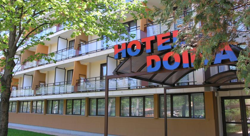 Hotel Doina 3*in Neptun Landestypisches Hotel mit freundlicher Atmosphäre bietet gemütlich eingerichtete Zimmer mit Balkon und Klimaanlage. Es liegt nur 300m vom Strand entfernt.