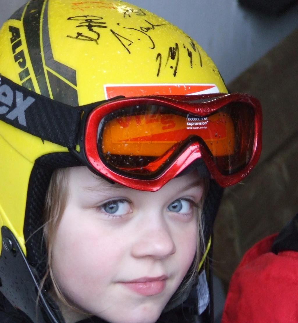 Zielgruppe Kinder im Alter der Geburtsjahrgänge 2008 bis 2010 Kinder, die bereits Ski fahren (überwiegend parallel) aber noch keinen oder geringen Kontakt mit dem alpinen Skirennsport hatten Kinder,