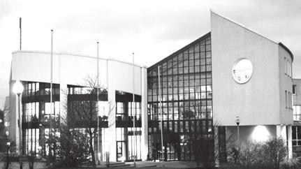 XI. Kongress für Familienunternehmen Die Universität Witten/Herdecke (UW/H) Gegründet im Jahre 1983, ist die Universität Witten/Herdecke die älteste private Universität Deutschlands.