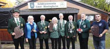 Kreissportleiter Helmut Kanzler die fach- und sachkundige Leitung (Babbenhausen-Oberbecksen) der Sportleitung.