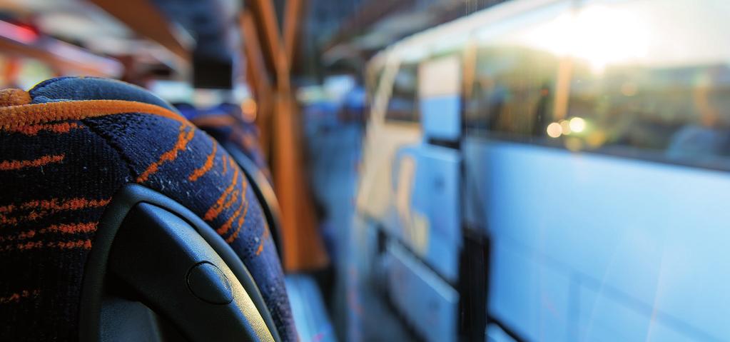 Rundum-sorglos-Paket HOTSPLOTS Fahrzeug-WLAN Flexibilität und Sicherheit Von unseren professionellen WLAN-Lösungen für Busse profi tieren immer mehr Busunternehmen in ganz Europa.