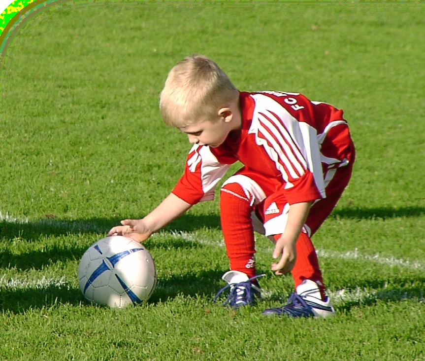 Die Jugend. Aktuell spielen bei uns 180 Jugendliche Fußball. Von den Bambinis bis zur A-Jugend vermitteln wir Spaß und Freude mit dem Ball.
