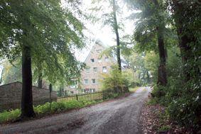 5. HORDTSTRAßE Im Gebäude Hordtstraße Nummer 2 befindet