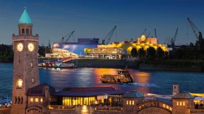 FÜR DIE PERFEKTE ANREISE Das Stage Theater an der Elbe liegt im Hamburger Hafen. Mit dem Schiffshuttle von den Landungsbrücken aus beginnt Ihr Theatererlebnis besonders eindrucksvoll.