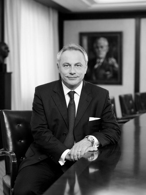 4 Ι CFR 2015 Personen Vorstand der Fördergesellschaft Finanzmarktforschung e.v. Dr. Wolfgang Leoni (Vorsitzender) Bankhaus Sal.