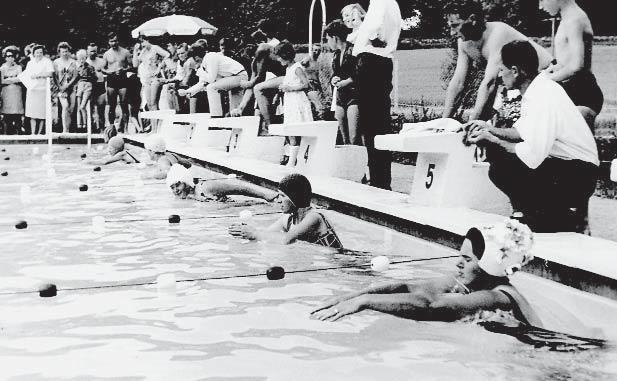 Juni 1967 fand ein Schwimmwettbewerb zwischen den Frauen und