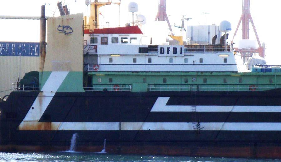 Der Kontaktbereich der beiden Fahrzeuge befand sich im achteren Teil der JAN MARIA auf der Steuerbordseite des Schiffes (vgl. unten Abb. 4).