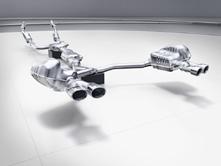 MercedesAMG. AMG Technik/AMG Performance Studio SportAbgasanlage mit sportlicherem Motorsound und zwei Endrohrblenden im Doppelendrohrdesign.