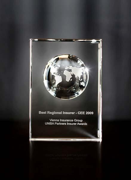 V.I.G. Auszeichnung 2009 Hohe Auszeichnung für die Vienna Insurance Group Bester regionaler Versicherer in CEE V.I.G. ist klarer Sieger in der Kategorie Bester regionaler Versicherer (CEE) der Untersuchung der UNiBA Partners.