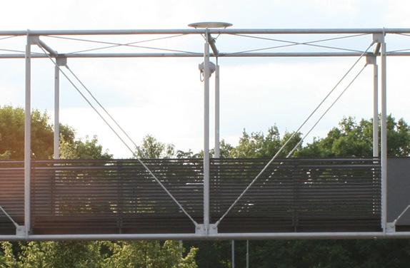 Stahlfachwerk Für eine 10 m hohe Lagerhalle in Saarbrücken hat der Tragwerksplaner für Ober- und Untergurt ein HEA 180 S235 Profil gewählt, für die Streben