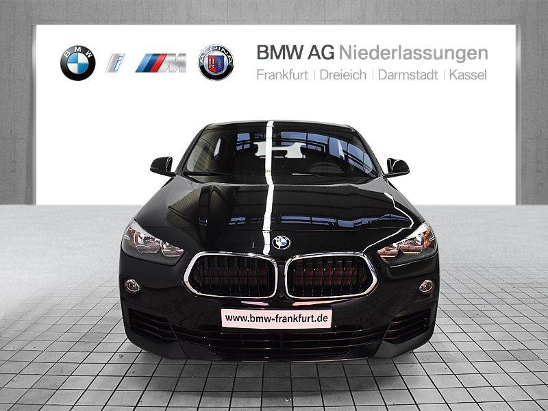 Finanzierungsbeispiel der BMW Bank Produkt Monatliche Rate Zielfinanzierung 376,82 EUR Effektiver Jahreszins 3,99 % Anzahlung Laufzeit Schlussrate 7.887,80 EUR 36 Monate 22.