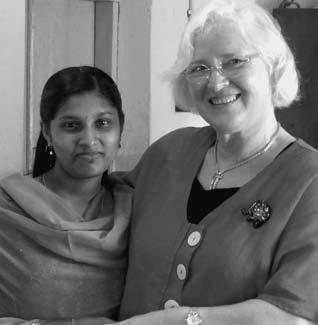 Fotos: Edith Koch REISE NACH INDIEN 38 Jahre Kinderpatenschaft bei der Kindernothilfe 10 Jahre Patenkind in Indien Seit 38 Jahren unterstützt die Evangelische Frauenhilfe Dudenhofen arme Kinder