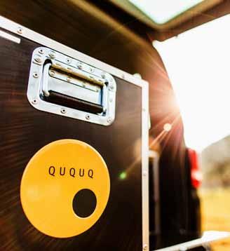 kompakt QUQUQ ist kompakt. Eine robuste Box, ganz ohne lose Teile. schnell QUQUQ ist fix im Auto.