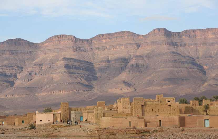 hwtours 04 9. Tag: Tineghir Dadès Ouarzazate Ihre Rundreise geht weiter auf der Nationalstrasse N10.