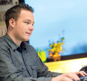 Datenpflege-Experte Matthias Baltes ist für den Online-Shop zuständig. 2.