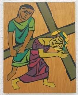 Mit der rechten Hand stützt er sich am Boden ab, die linke greift nach dem über ihm liegenden Kreuz. 4.