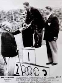 Text und Bilder: Andreas Tschopp Im Jahre 1900 nahmen in Paris erstmals Schweizer Schützen an Olympischen Spielen teil mit grossem Erfolg: die auf eigene Kosten angereisten Wettkämpfer holten gleich