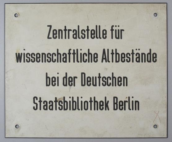 Die Zentralstelle für wissenschaftliche Altbestände In der DDR gab es seit 1953 eine zunächst in Gotha eingerichtete nichtkommerzielle Zentralstelle zur Weitervermittlung und Verteilung von