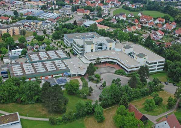 eine Realschule wechseln, ist mitunter auch mit den Angeboten der beruflichen Schulen zu erklären, die über verschiedene Schulformen wie das berufliche Gymnasium oder das Berufskolleg den Erwerb