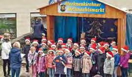 Auch auf dem Weihnachtsmarkt in Markneukirchen war die Grundschule traditionell dabei Informationen Der Chor, unter Leitung von Frau Hermann,