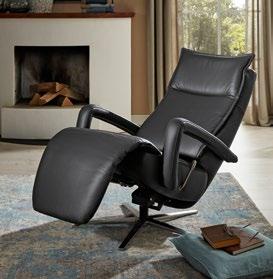 A choice of armrest variants, foot section shapes and cover fabrics enliven the external appearance of your favourite spot. n 3 ergonomic sizes (small, medium, large): S = to approx.