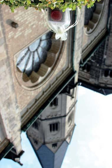 Heute befindet sich im Münster die Kanzel aus der im Jahr 1800 abgebrannten Taufkirche Beethovens auf dem Remigiusplatz.